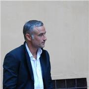 Impartisco lezioni di Graphic design o di software specifici del pacchetto Adobe