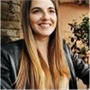 Laureata in Mediazione Linguistica offre lezioni di inglese e spagnolo per ragazzi di scuole medie e superiori