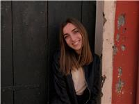 Diplomata al liceo classico offre lezioni in materie umanistiche