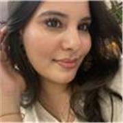 Me defino como una persona paciente y con muchas ganas de enseñar.