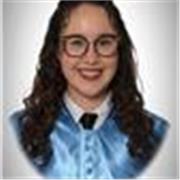 Estudiante de 4º de carrera de educación primaria da asignaturas como lengua, inglés, matemáticas o ciencias sociales y naturales 