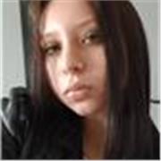 Offro lezioni di Inglese, ma anche Italiano e materie umanistiche, a studenti di tutte le età e livelli.