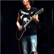 Profesor de iniciación a la guitarra con 10 años de experiencia.