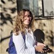 Étudiante préparant le concours de l’agrégation de Lettres Modernes, je soutiens des cours à distance en français .