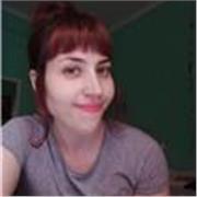 Soy graduada en Bellas Artes y educadora infantil.