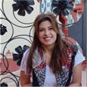 Profesora titulada en Inglés con más de 6 años de experiencia, especializada en la enseñanza a adultos.