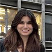 Profesora de ciencias, matemáticas e inglés para todas las edades. 
Ingeniera Biomédica con máster en ensayos clínicos