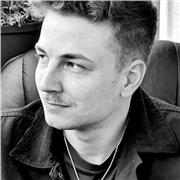 Englischunterricht mit Fokus auf Kommunikation, Praxis und Motivation