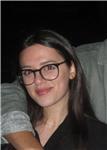 Studentessa di economia (unipv) impartisce lezioni ai bambini delle elementari e ai ragazzi delle medie