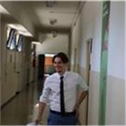 Impara l'inglese con me! Sono un neolaureato in Mediazione linguistica. Faccio lezioni a Padova o online!