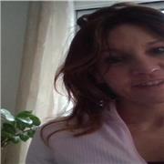 D'origine espagnole, j'adore apprendre et faire évoluer mes élèves, j'aide aussi aux devoirs et à la réussite du brevet.