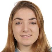 Buenos días, me llamo Yolanda Ibáñez, soy estudiante del grado de Literaturas Comparadas. Siento predilección por el mundo de las letras y demás artes, cosa que me encantaría transmitir a los más pequeños. Sin embargo, no supone ningún problema el apoyo e