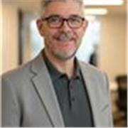 Alguien que ama la matematicas y que le gustaria transmitir este interes para las matematicas y las ciencia en general