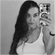 Profesora de historia, sin título pero con pasión por ella