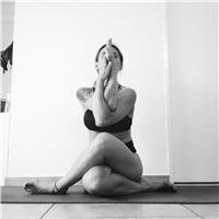 Clases De Yoga para todas las edades. Yoga Integral. Yin Yoga. Yoga Terapútico