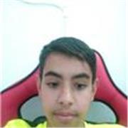 Tengo un título de B2, y actualmente sigo estudiando inglés para hacer un examen de C1