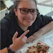 Profesor de biología y ciencias naturales da clases a todas las edades