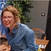 Docente laureata in economia impartisce lezioni di diritto