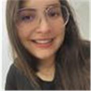 Alegre, de fácil expresión y comprensión, responsable, educada