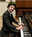 Docente di pianoforte impartisce lezioni di pianoforte, teoria e solfeggio musicale
