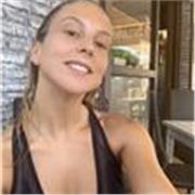 Con amplia experiencia y varias titulaciones que me acreditan, disfruto del fitness, aunque mi verdadera pasión es el yoga como es