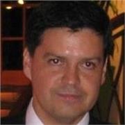 Ingeniero Civil Estructural, 30 años de experiencia laboral en diversas industrias y paralelamente como profesor universitario