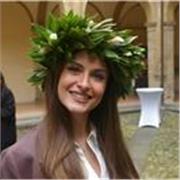Neolaureata all’Alma Mater Studiorum in Lettere moderne con la votazione di 110 e Lode offre lezioni private di italiano.