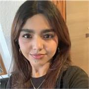 Soy una chica responsable con un nivel  bueno de Inglés