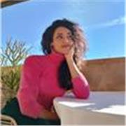 Maestra titulada en Primaria con Mención en Pedagogía Terapéutica (Educación Especial) con experiencia previa impartiendo clases.