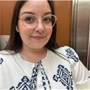 Profesora de todo tipo de asignaturas desde primaria hasta 2 de secundaria.
