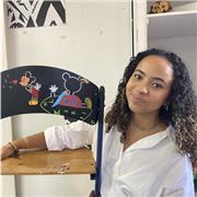 Étudiante trilingue expérimentée propose soutien scolaire et cours de langues à La Crau, Toulon, Hyères et alentours pour enfants.