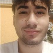 Doy clases de Historia del Mundo Contemporáneo, de España y del Arte :)