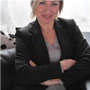 Laureata in psicologia, impartisco lezioni di italiano, scienze, inglese e spagnolo