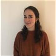 Laureata in Mediazione Linguistica, offre lezioni online di lingue (italiano, inglese, francese, tedesco) e di materie umanistiche (storia, geografia, filosofia, arte, diritto)