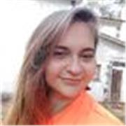 Profesora de inglés con más de 13 años de experiencia en el sector de la educación y especialización en alumnos con NEE