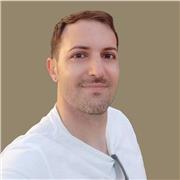 Docente Certified Java Technology eroga corsi su Spring Boot, Java, UML, Angular, Python, SQL ed AI generativa