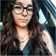 ragazza diplomata con ottime conoscenze della lingua Spagnola