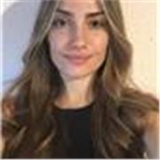 Profesora de inglés apta para dar clases a niños.