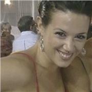 Traductora jurado, profe de idiomas y de finanzas. Inglés, francés, valenciano, italiano, español y wolof