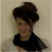 Professeure d'origine française, polyglotte, basée à Bruxelles, donne cours de français en ligne interactif et original, pour adultes