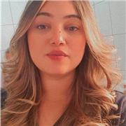 Sou professora formada na área de Ciências Biológicas, com experiência em aulas particulares e reforço escolar