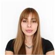 Estudiante y profesora titulada en inglés. Cuento con el certificado B2 de Cambridge y actualmente estoy preparándome el C1
