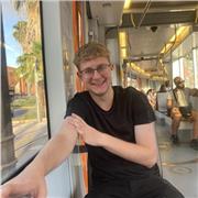 Soy un estudiante de matemáticas de la universidad de valencia y me gustaría dar clase de matemáticas a alumnos de Primaria, la ESO o bachillerato