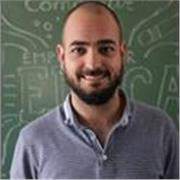 Profesor de primaria con experiencia en el aula y en diferentes proyectos educativos, para dar clases en modalidad remota. 