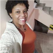 Professora de matemática e física, com experiência de 17 anos, graduada em Matemática e Mestre em Ensino de Física