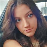 Sono una studentessa di storia dell'arte presso l'università di pisa, disponibile per ripetizioni a ragazzi di medie e superiori