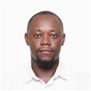 Prof en ligne et disponible pour aider à des élèves pour pouvoir réussir à leurs études