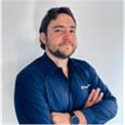 Profesor de fisioterapia, con 3 años de experiencia en clases particulares.