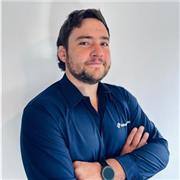 Profesor de fisioterapia, con 3 años de experiencia en clases particulares.