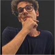 Cerchi un insegnante di grammatica e letteratura latina? Eccomi!